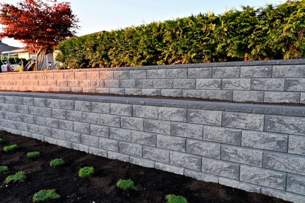Concrete Retaining Wall Installation in Bowling Green