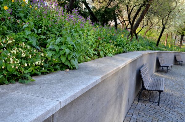 Concrete Retaining Wall Service in Bowling Green