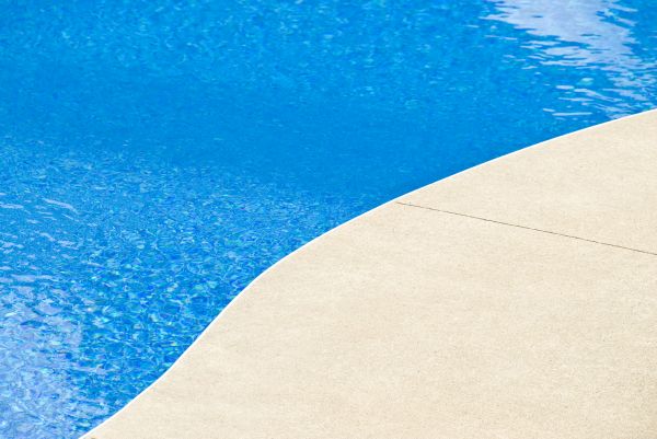 Cost of Pool Deck Paving in Bowling Green