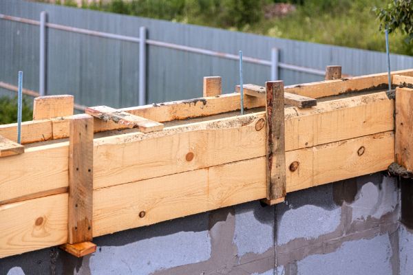 Poured Wall Construction in Bowling Green