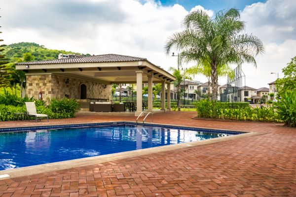 Pool Area Enlargement in Bowling Green